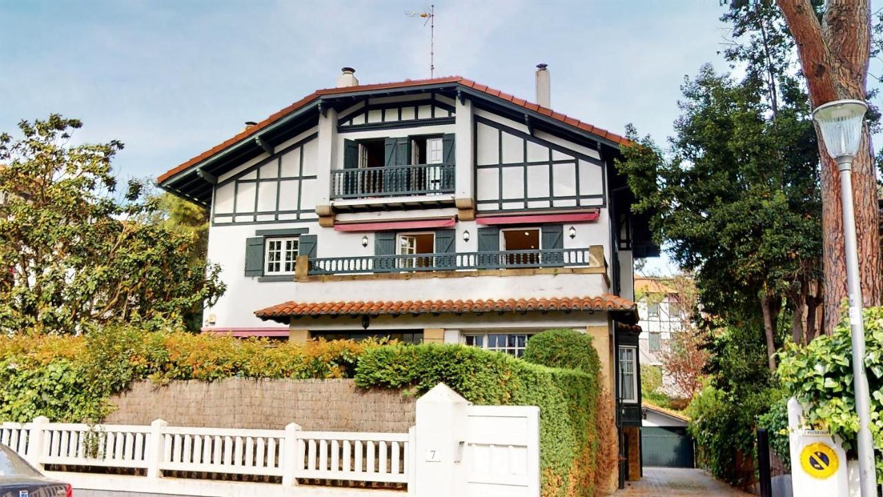 Villa Tradicion Y Elegancia Getxo Exterior foto